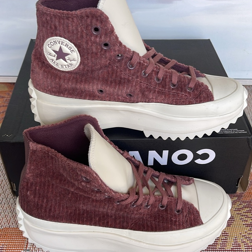 Converse WMNS А03252С CTAS
RUN STAR HIKE HI
DARK WINE/SADDLE/EGRET
Sneakers - Picture 4 of 16
